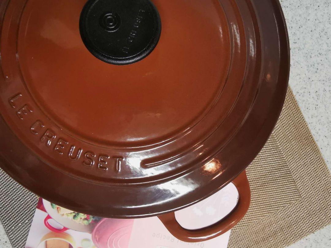 【廃番レア】ル・クルーゼ　ココット・ロンド 22cm チェスナッツ