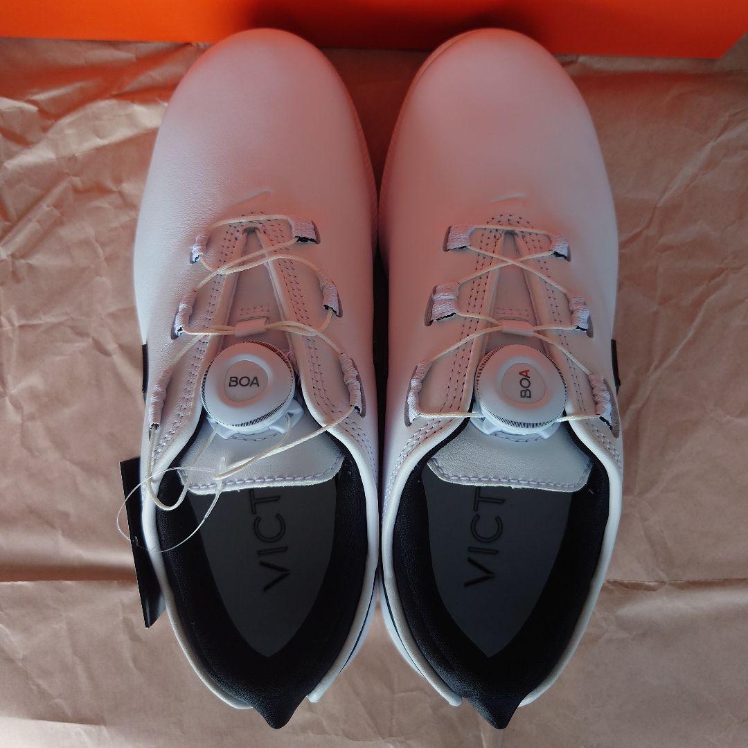 新品 NIKE ゴルフシューズ 24CM
