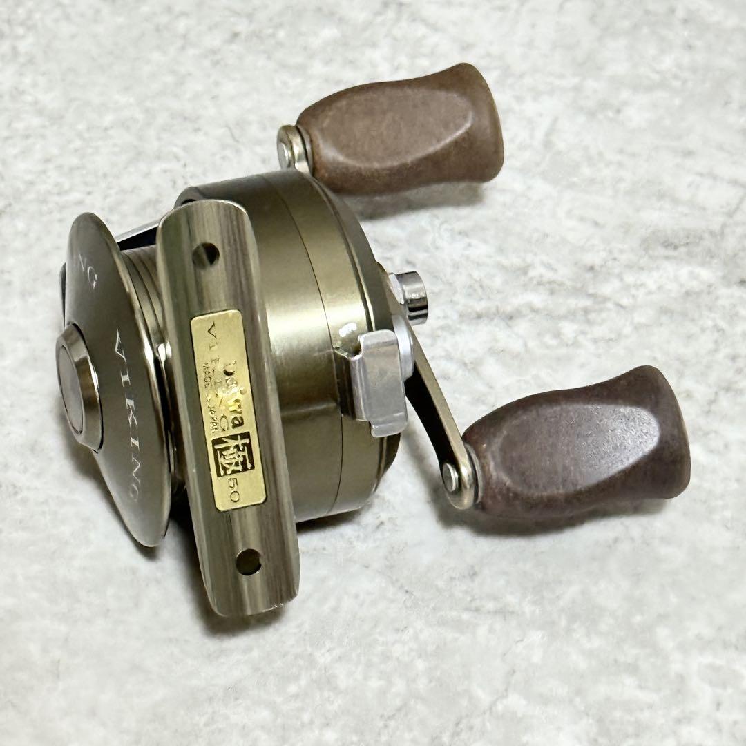 ☆程度良好☆ダイワ バイキング 極 50 ゴールドカラー/DAIWA