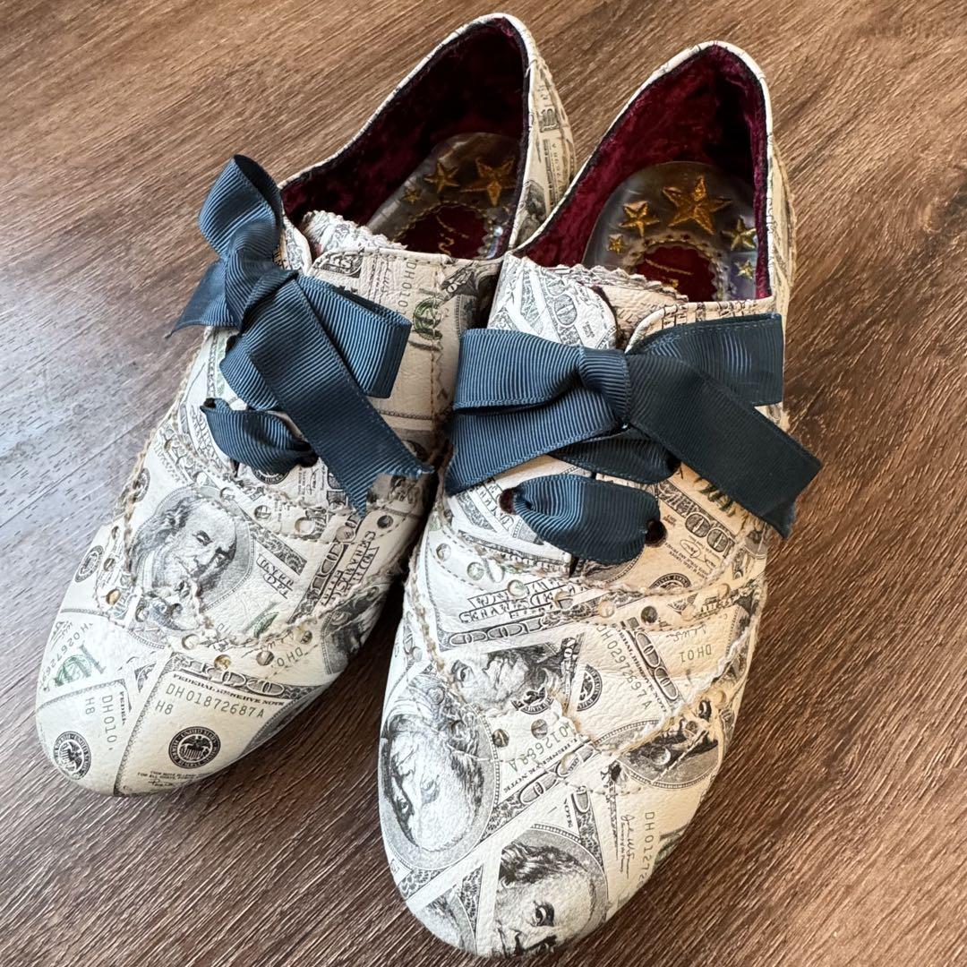 選ぶなら イレギュラーチョイスIrregular Choice ドル札柄ドレスシューズ 靴