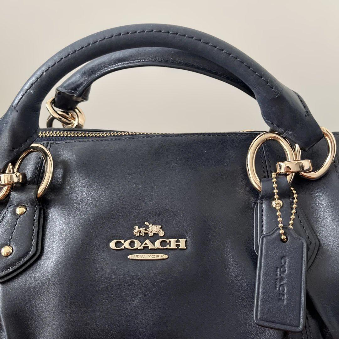 COACH ネイビー レザー ハンドバッグ - メルカリ