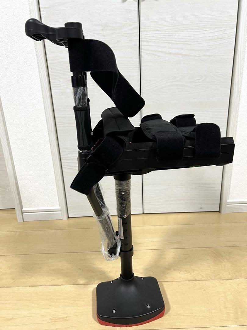 【ほぼ未使用】ハンズフリー松葉杖 歩行補助具 痛みのない膝松葉杖 ニークラッチ ほぼ未使用】ハンズフリー松葉杖 歩行補助具 痛みのない膝松葉杖