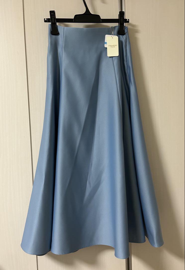 新品ストロベリーフィールズ ロングスカート2