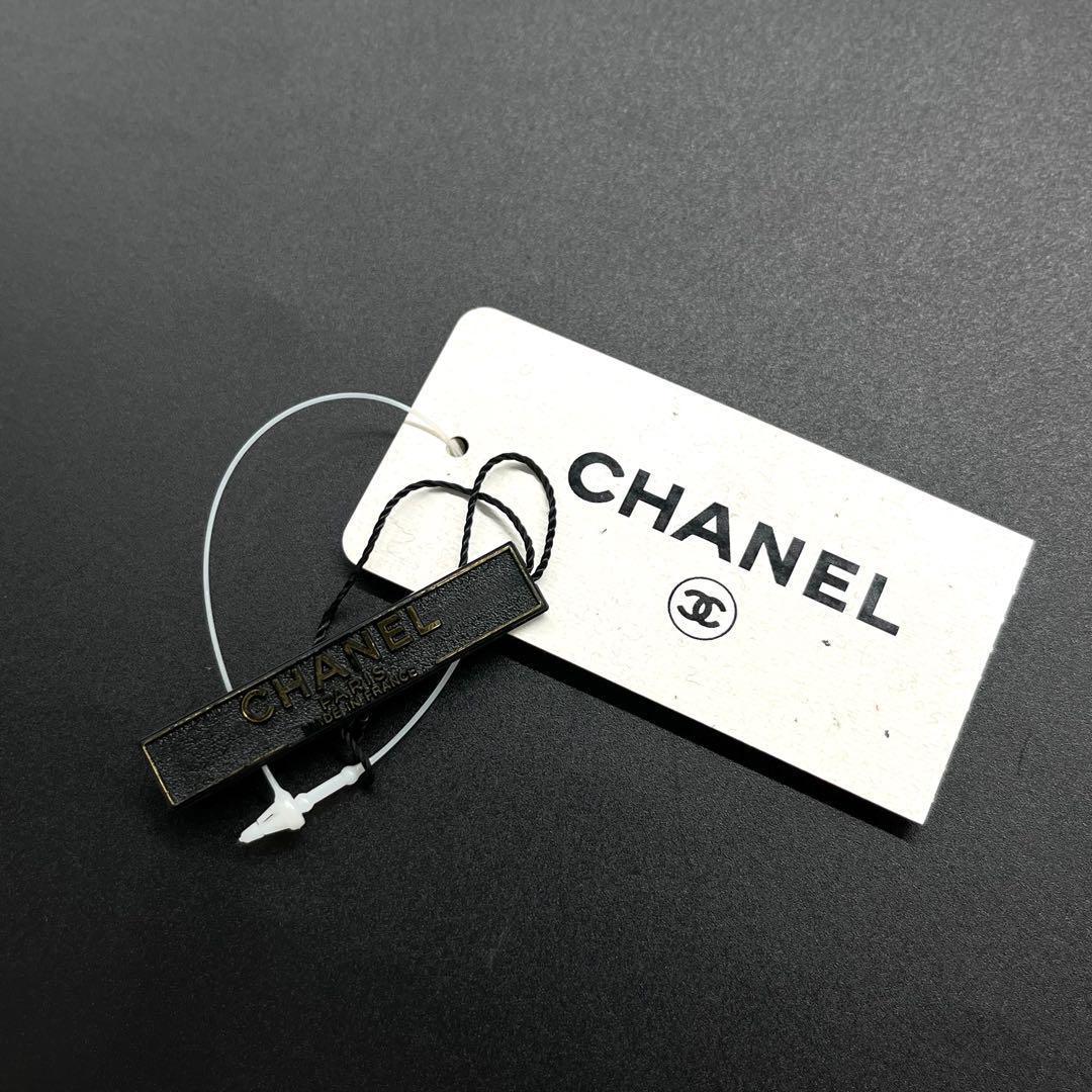 美品 3922 CHANELシャネル チューブ入り パール ネックレス ホワイト 美品 3922 CHANELシャネル チューブ入り パール ネックレス