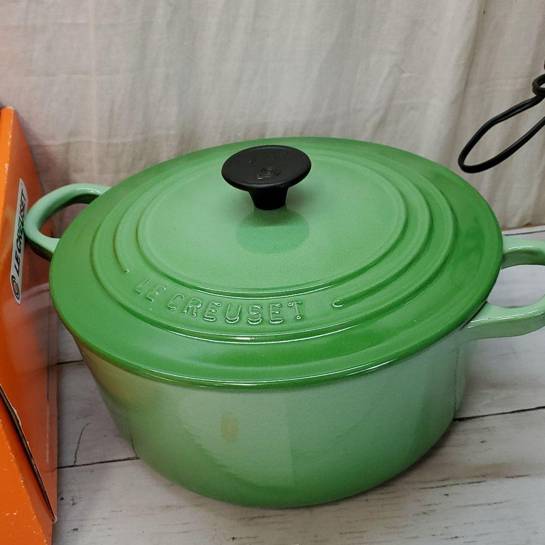 新品未使用LE CREUSETル・クルーゼ ココットロンド22cm ローズマリー