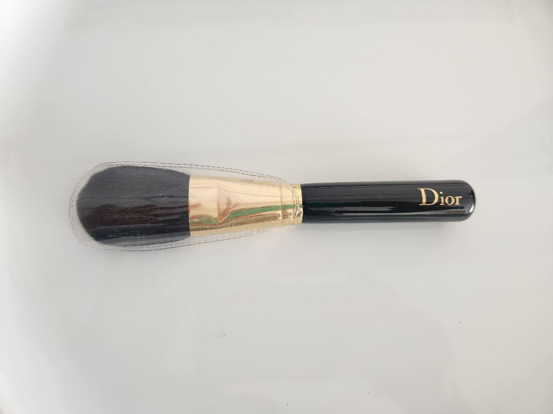 クリスマス特別価格！Dior 化粧筆フェイスブラシ未使用品