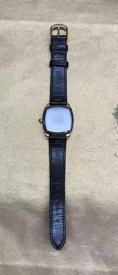 緊急入荷！ LONGINES ロンジン 稀有 腕時計 B046やや傷や汚れあり 【代理店正規品】