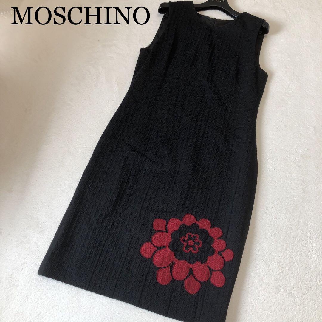モスキーノ　全面エンボス刺繍ワンピース　黒　赤　ノースリーブ　サイズＬ程度