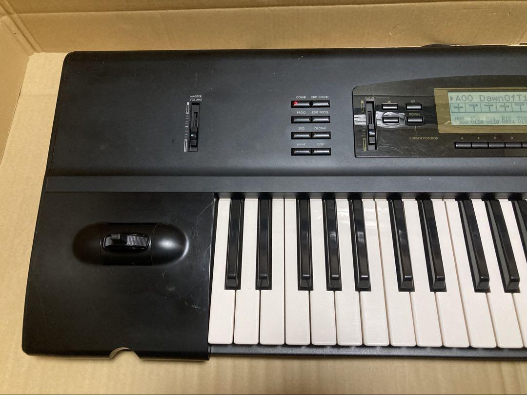 送料無料 KORG コルグ 01/W FD シンセサイザー キーボード 61鍵盤