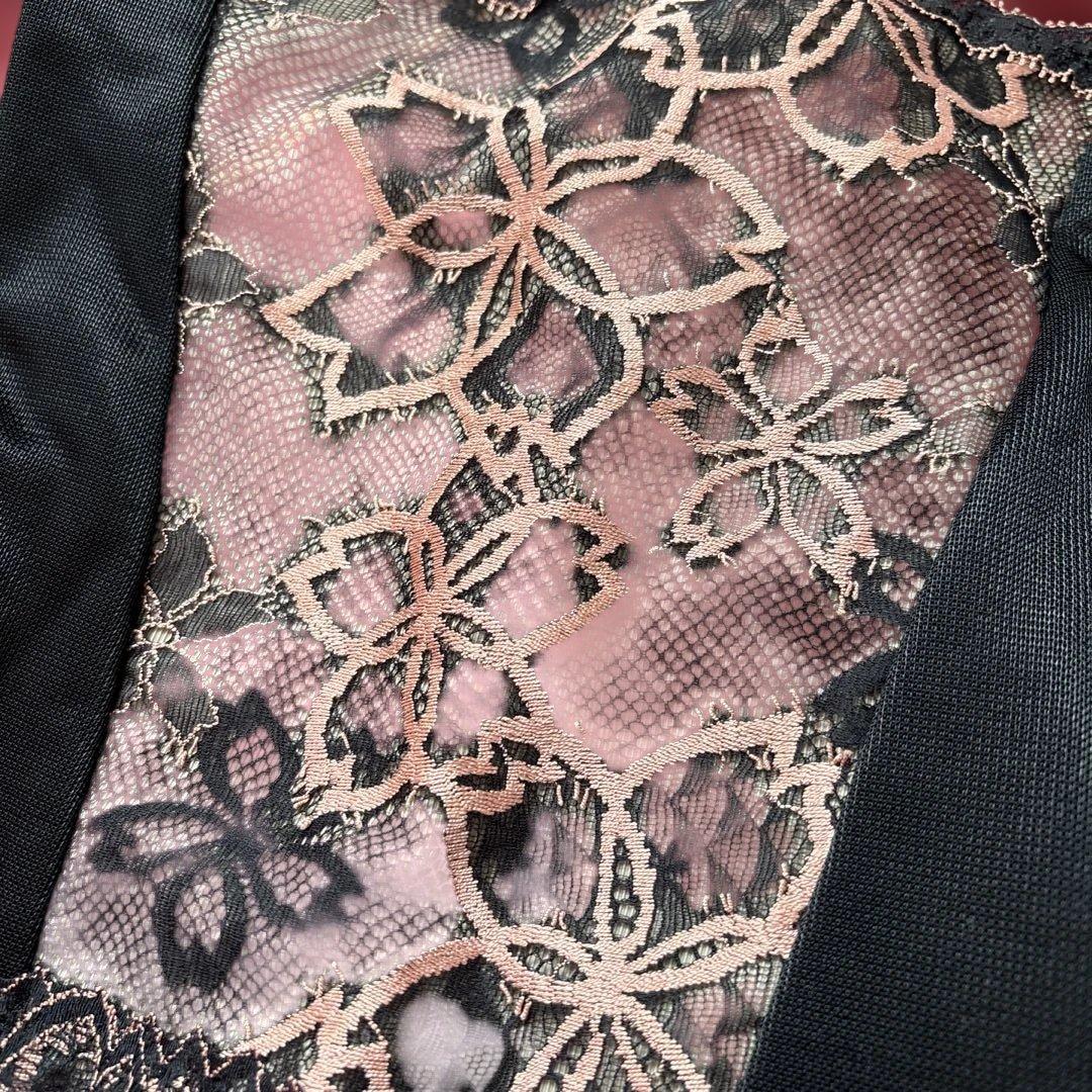 【美品】MARUKO ウエストニッパー 未使用に近い 【美品】MARUKO ウエストニッパー 未使用に近い