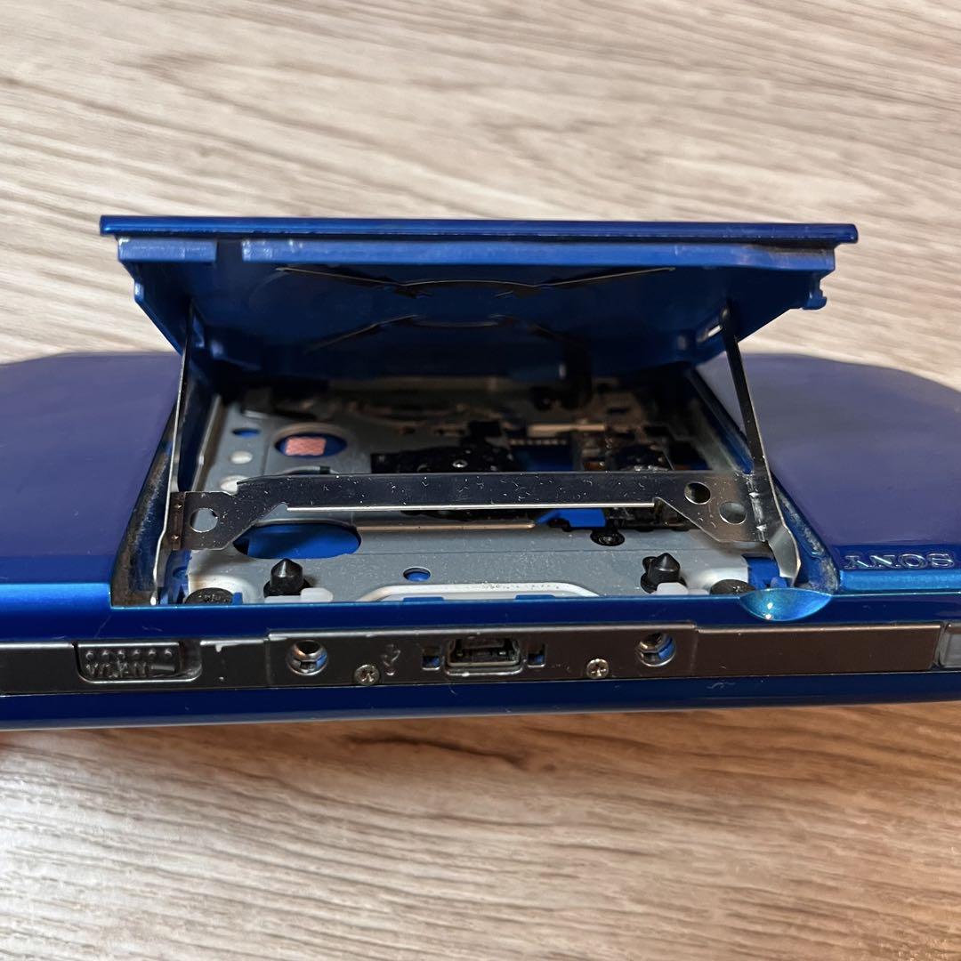 SONY PSP 青色 3000本体のみ　ジャンク　ハイブランドブルー