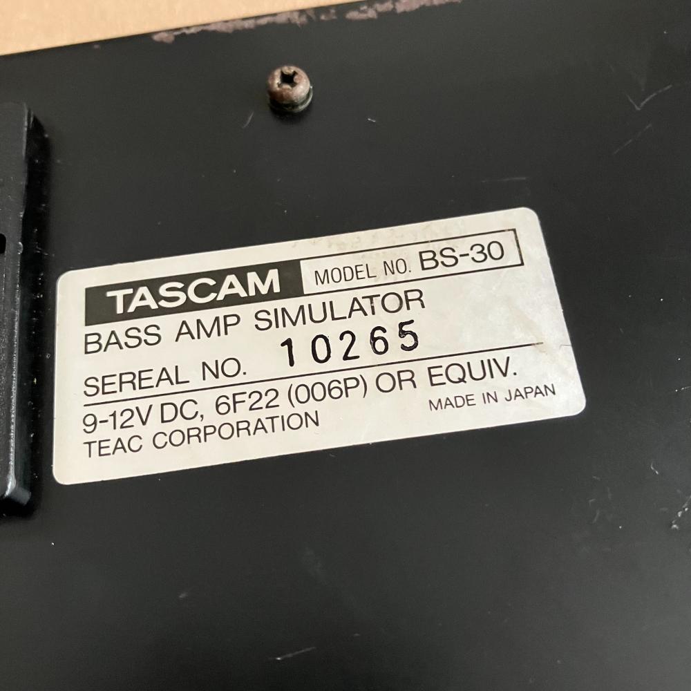 ベース TASCAM BS-30 BASS AMP SIMULATOR