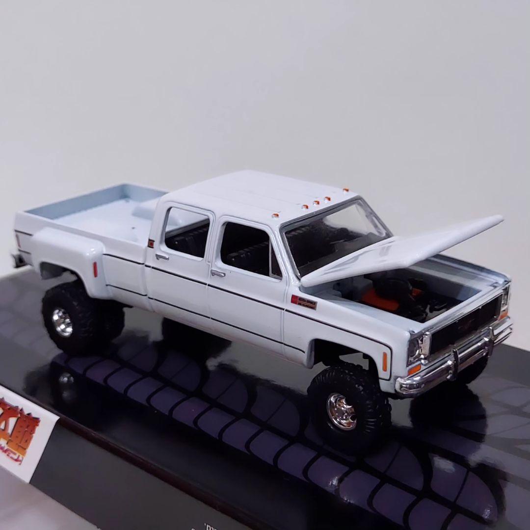 1/64 GMC SIERRA オフロード　リフトアップ　トロカ　精密ミニカー