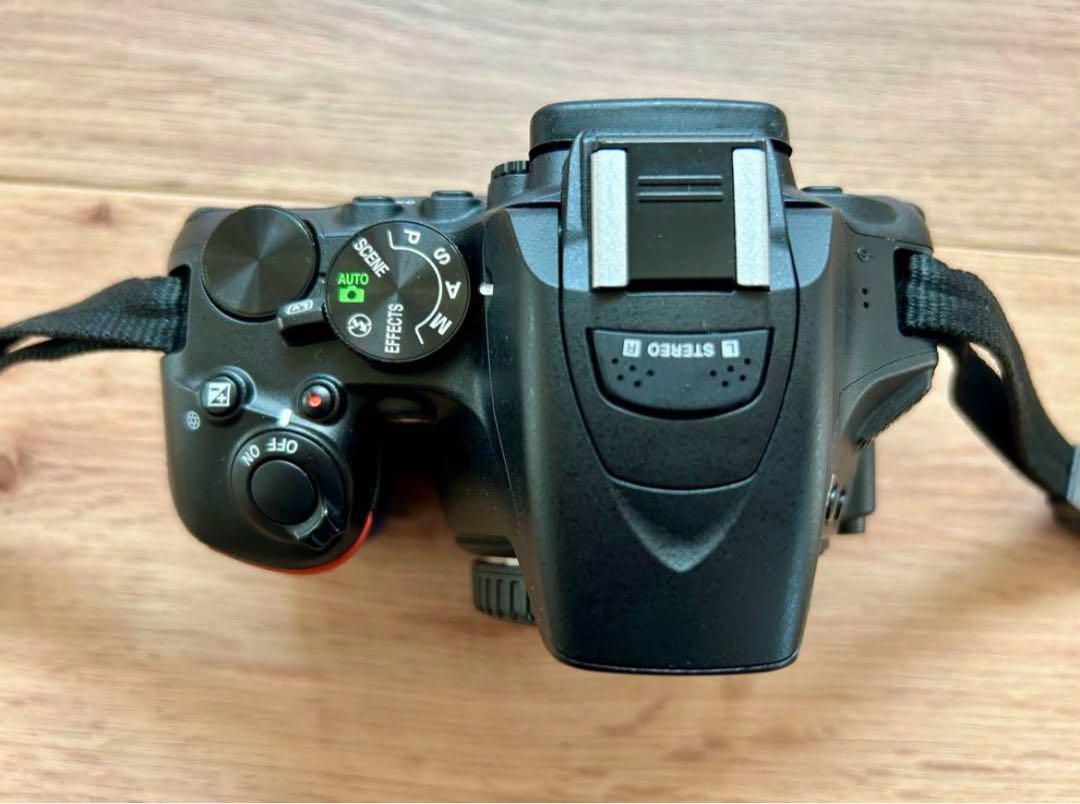 NikonD5600ボディ レンズキット WiFi搭載 タッチパネル