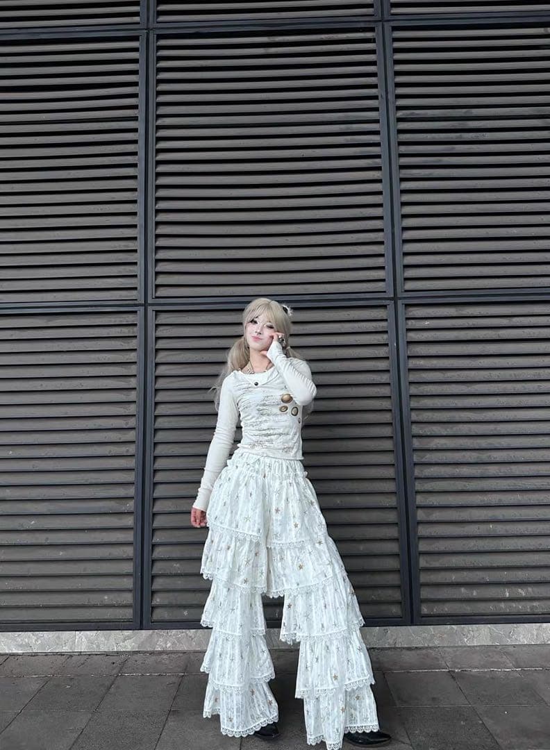 THELIGHTティアードスカートパンツ ホワイト レースフラワー