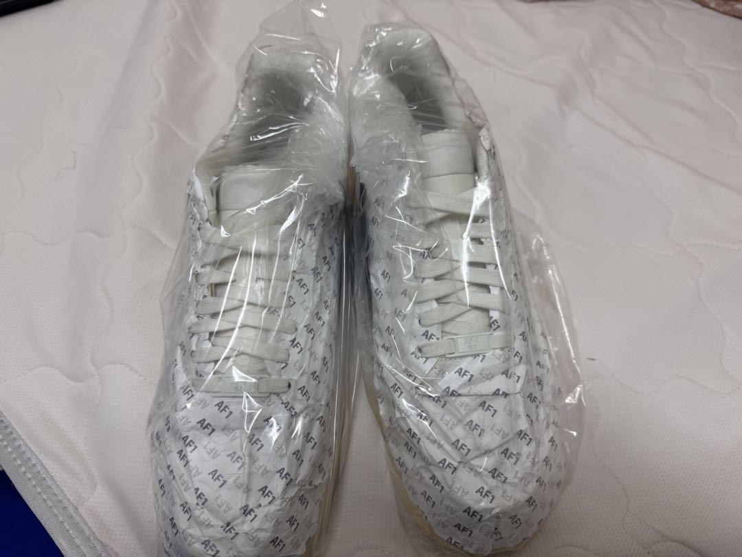 NIKE エアフォース1 made you look