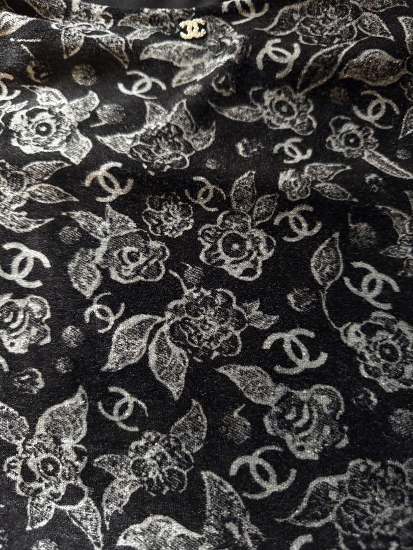 国産品 CHANEL 半袖トップス 花柄プリント 24 トップス