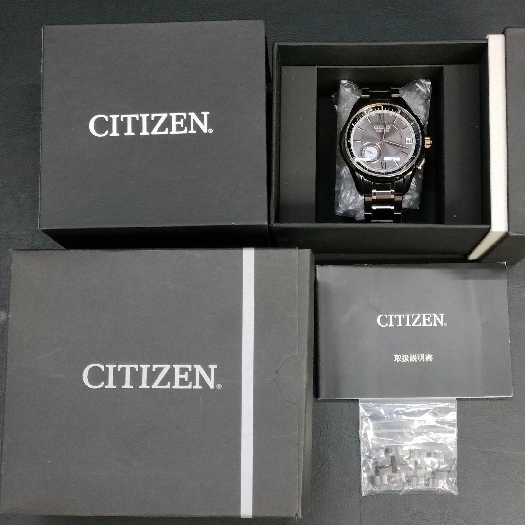 美品　CITIZEN　シチズン　エクシード　ブラック　ゴールド　ソーラー　メンズ