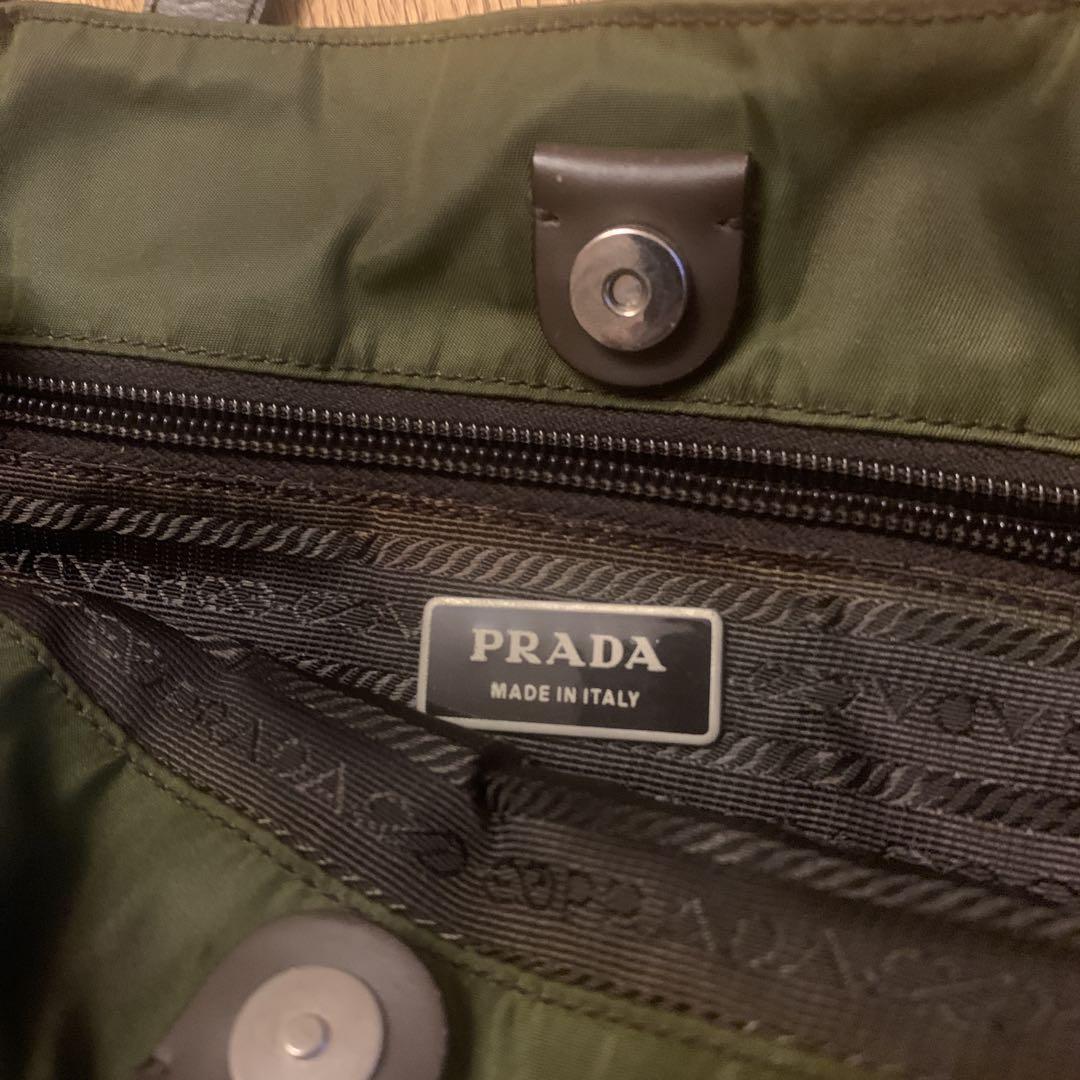 PRADA オリーブグリーン バッグ
