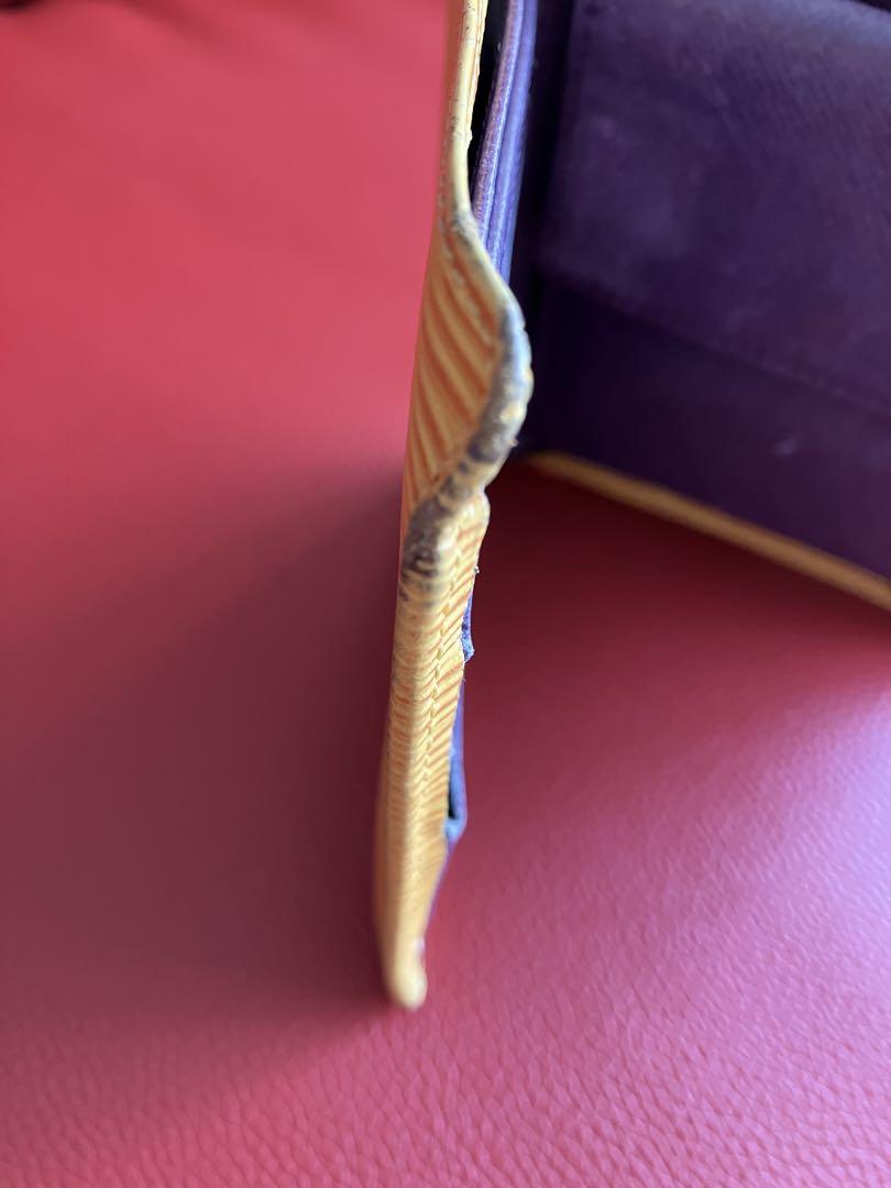 LOUIS VUITTON ルイヴィトン 二つ折り財布 エピ イエロー