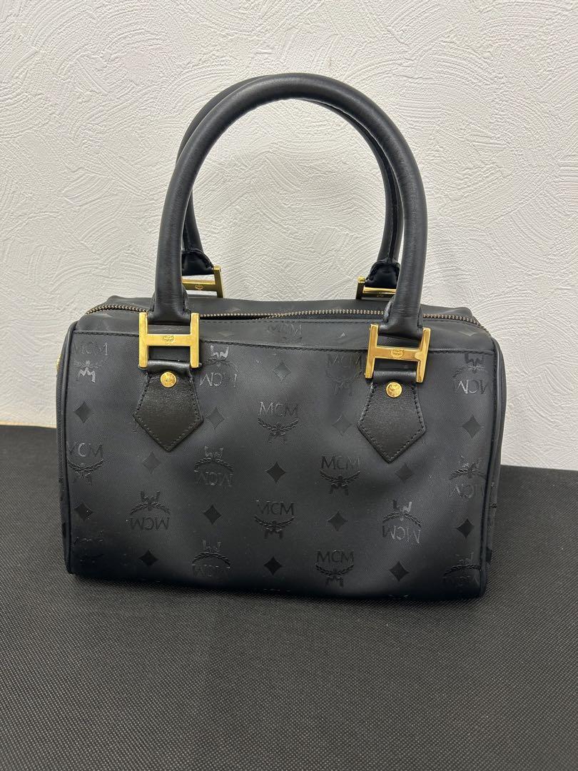 MCM ブラックレザー バッグ ゴールド金具