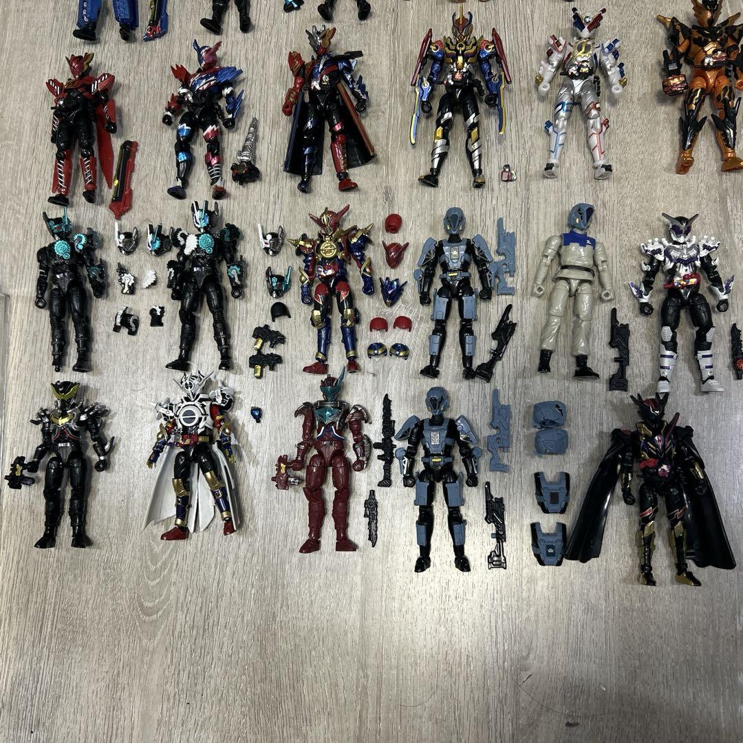 仮面ライダービルド　創動　装動　まとめ売り45体　　ほぼコンプリートセット
