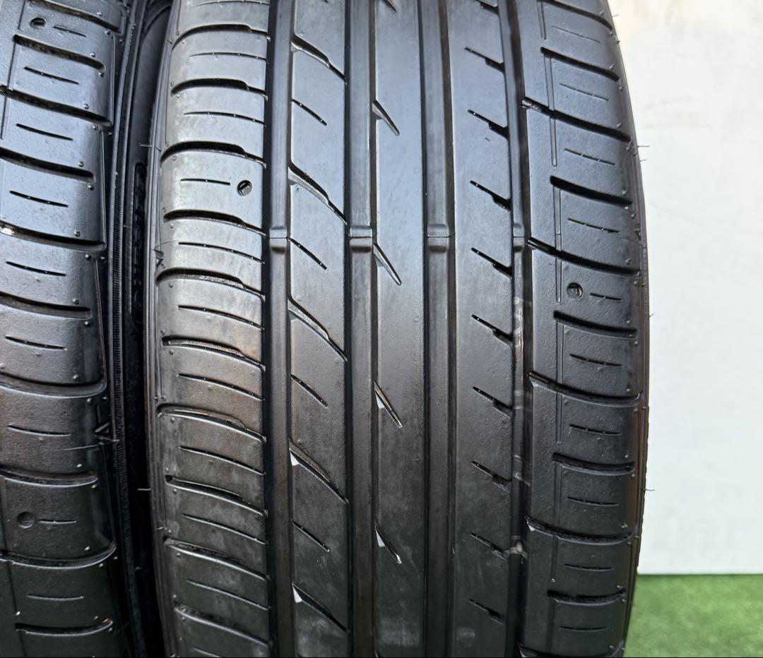 ファルケン ジークス ZE914.215/45R17.21年製．9分山．2本。