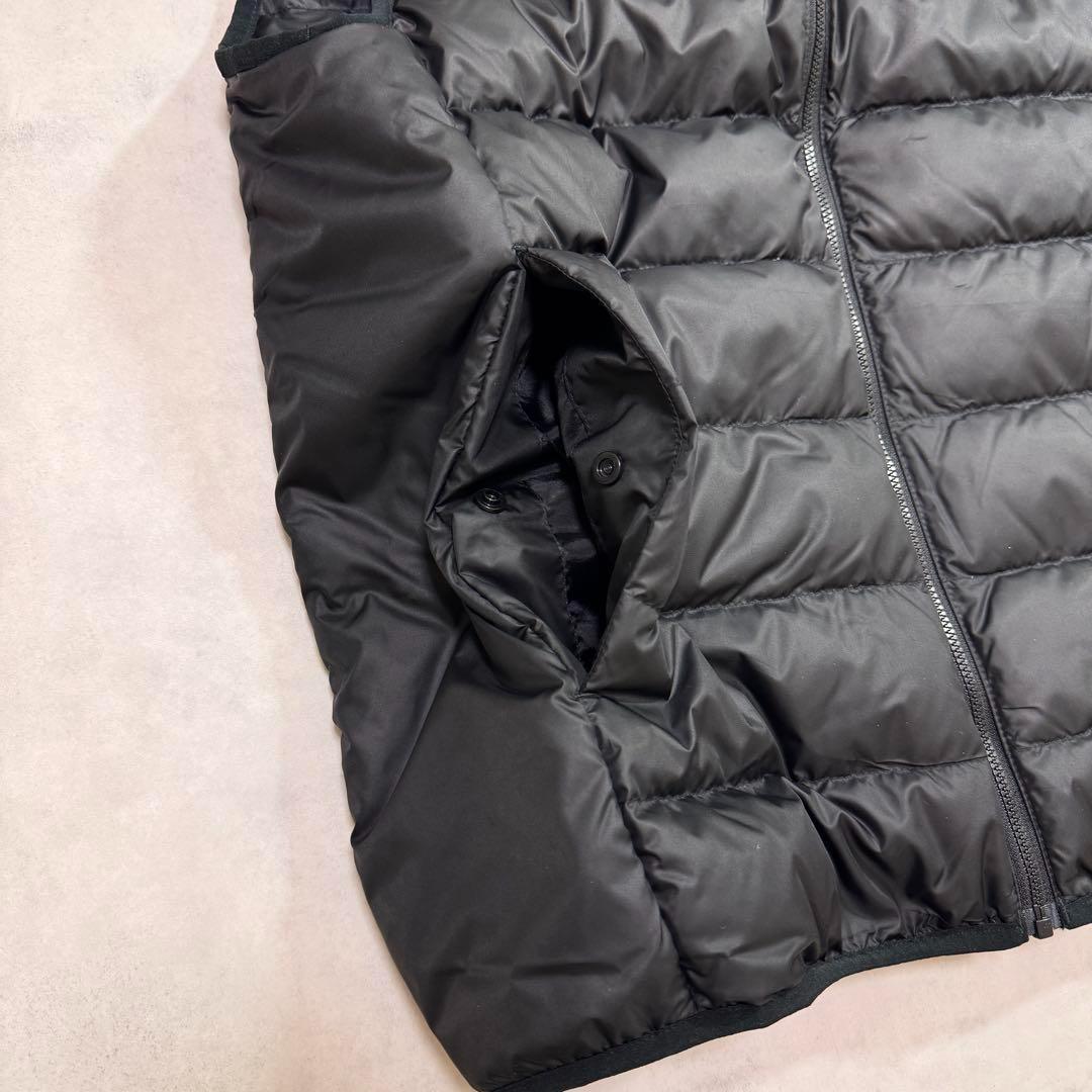 新品 Mサイズ アディダス エッセンシャルズ ダウンベスト 黒 ブラック