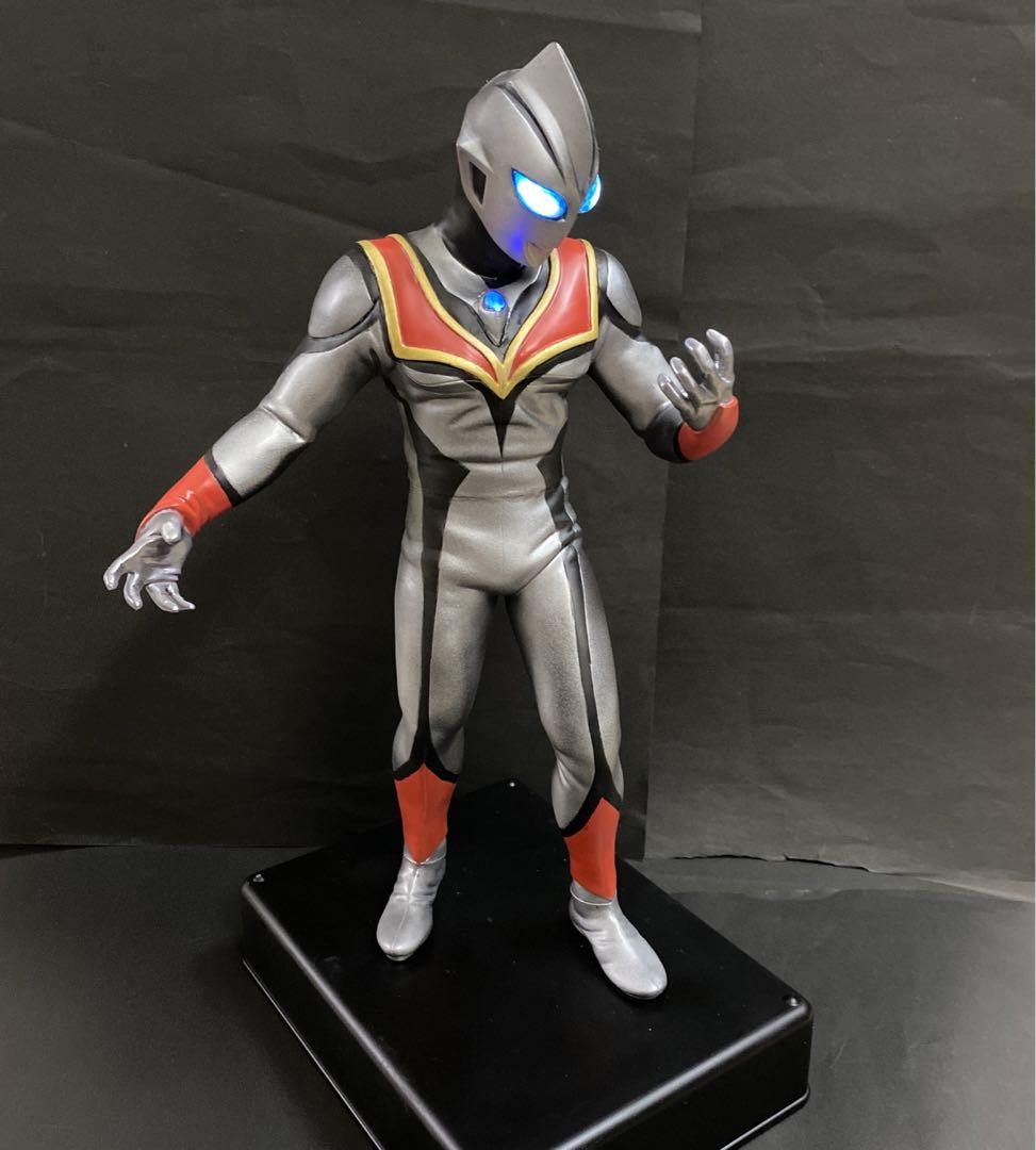 ウルトラマン