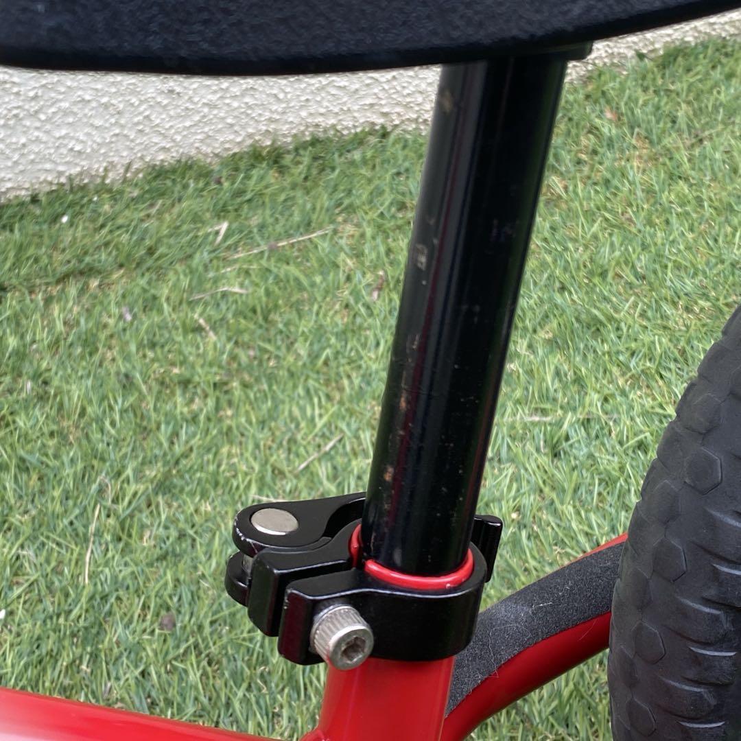 STRIDER スポーツモデル（レッド 12インチ）＋スタンド