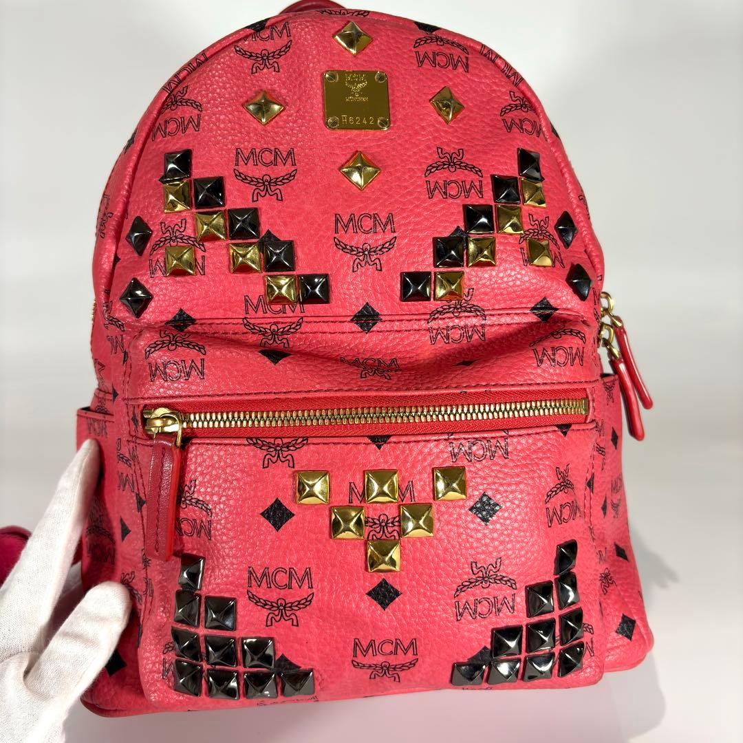 美品 MCM エムシーエム スタッズ リュック バックパック ヴィセトス レッド