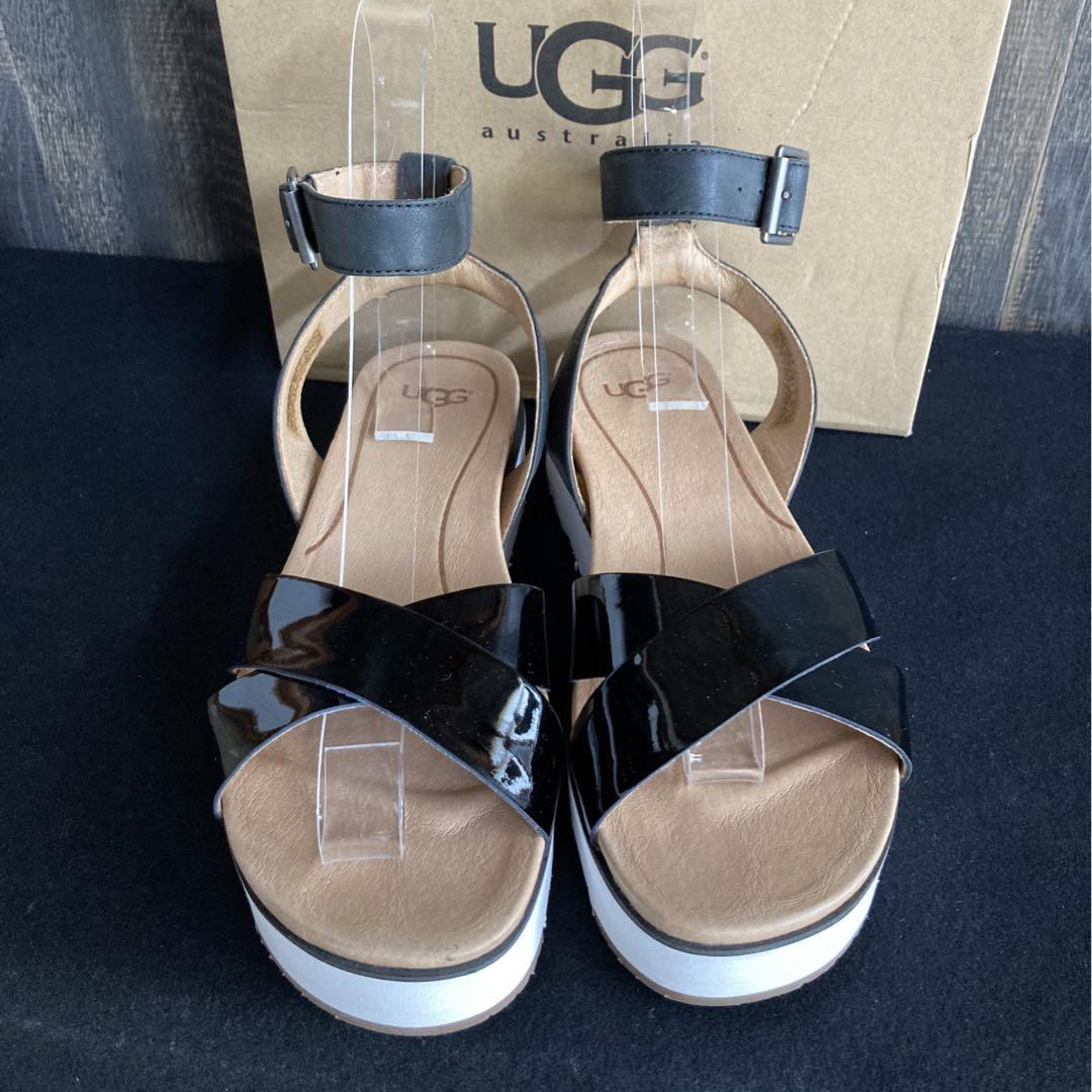 ブランドバッグ通販サイト UGG 美品 サンダル フラット ぺたんこサンダル アンクル 靴
