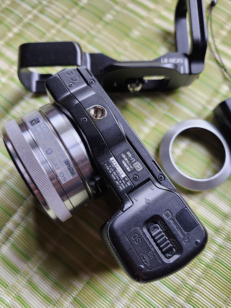SONY NEX-5 コンパクトデジタルカメラ　レンズ付き