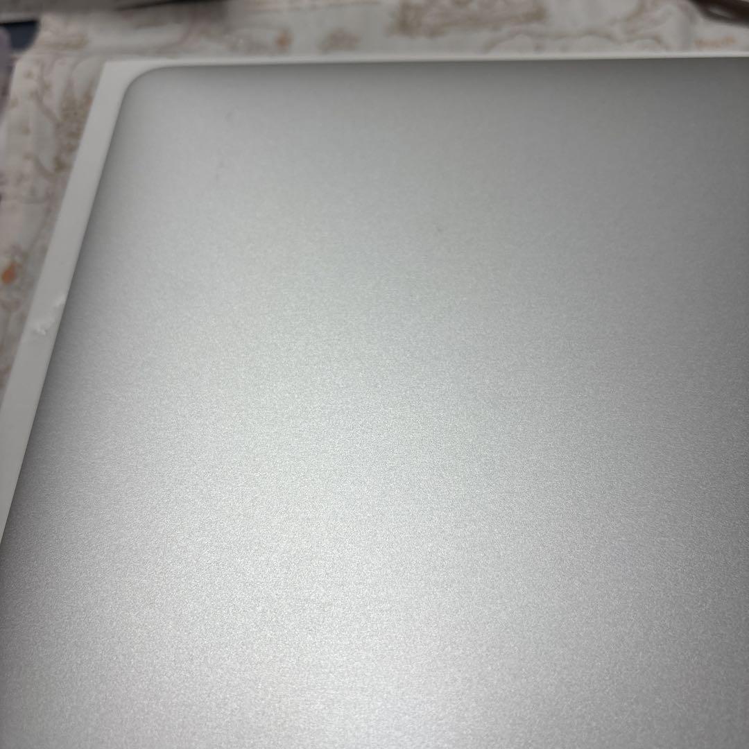 APPLE MacBook