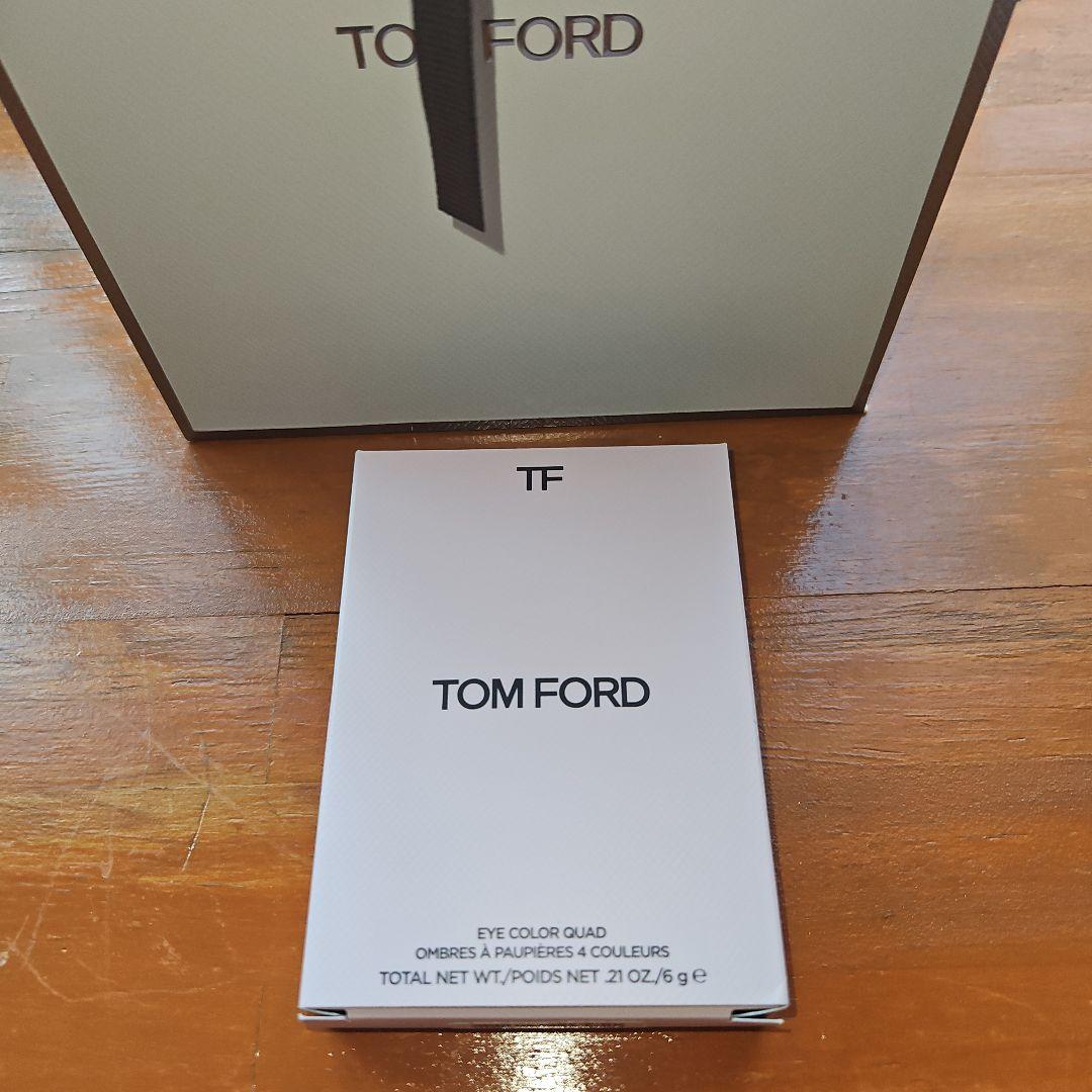 美品レア限定TOMFORDトムフォードアイカラークォードボディーヒート03AR
