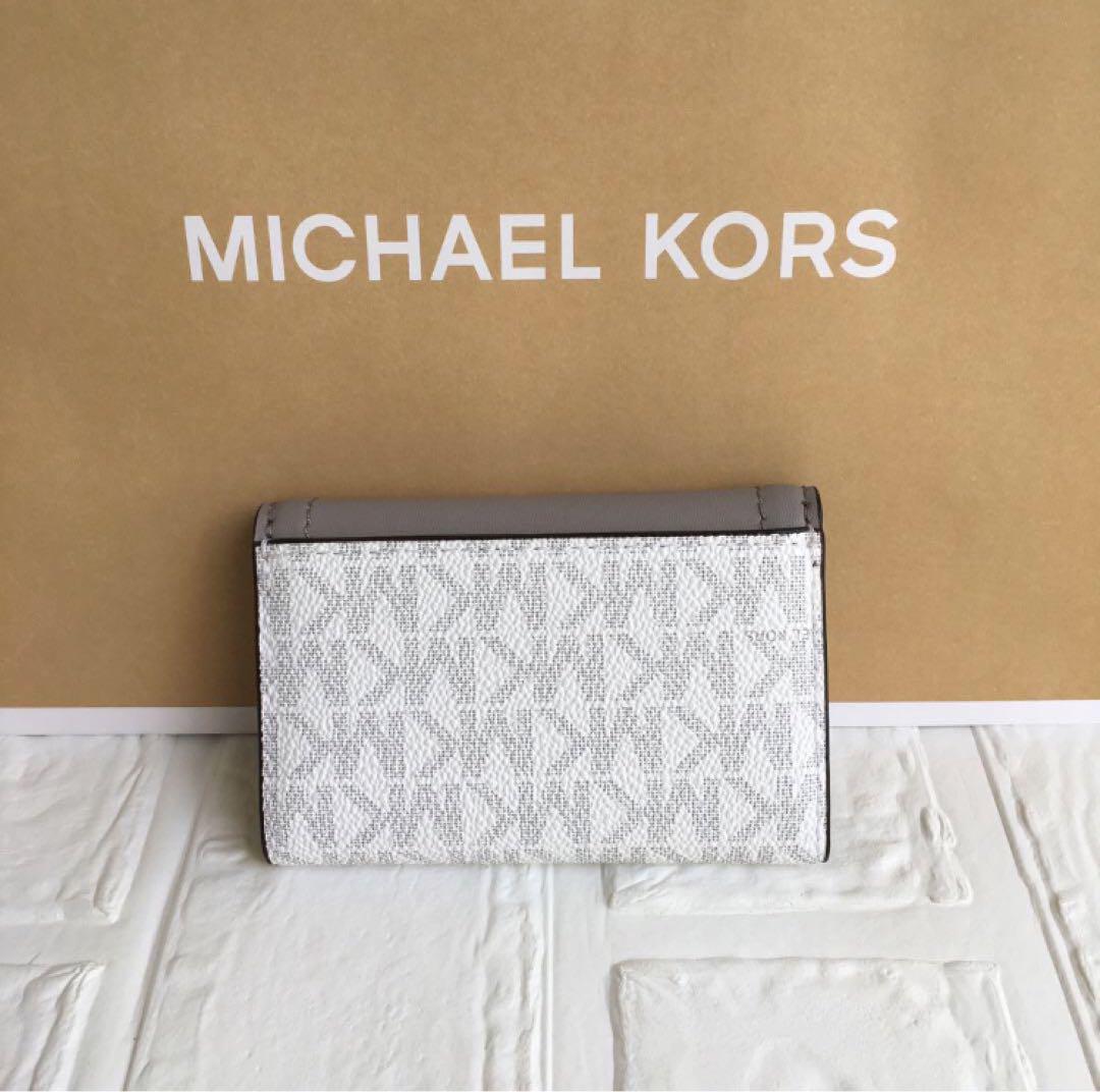 新品 マイケルコース MICHEAL KORS シグネチャーグレー キーケース 新品 マイケルコース MICHEAL KORS シグネチャーグレー キーケース