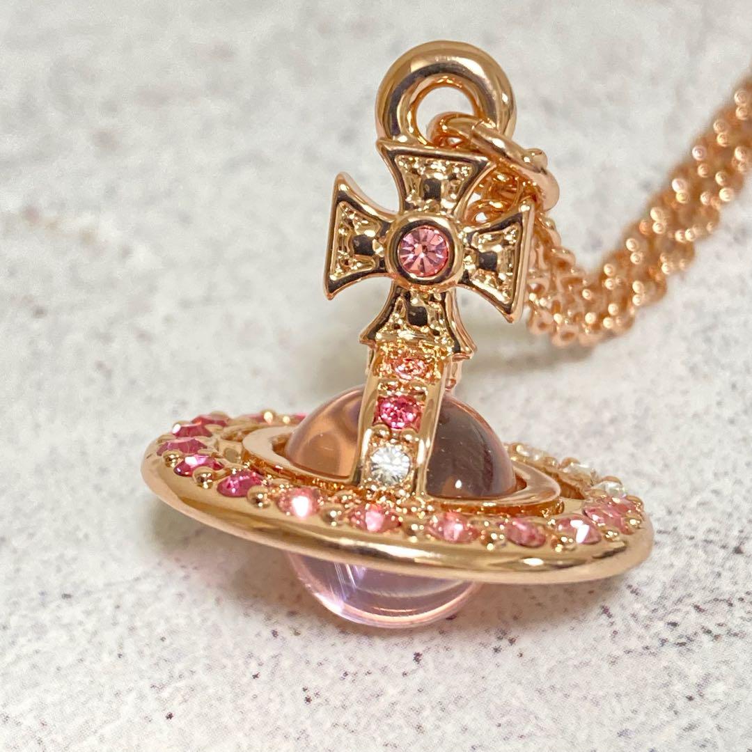 Vivienne Westwood グラデーションオーブネックレス　ピンク Vivienne Westwood｜グラデーションオーブネックレス ピンク