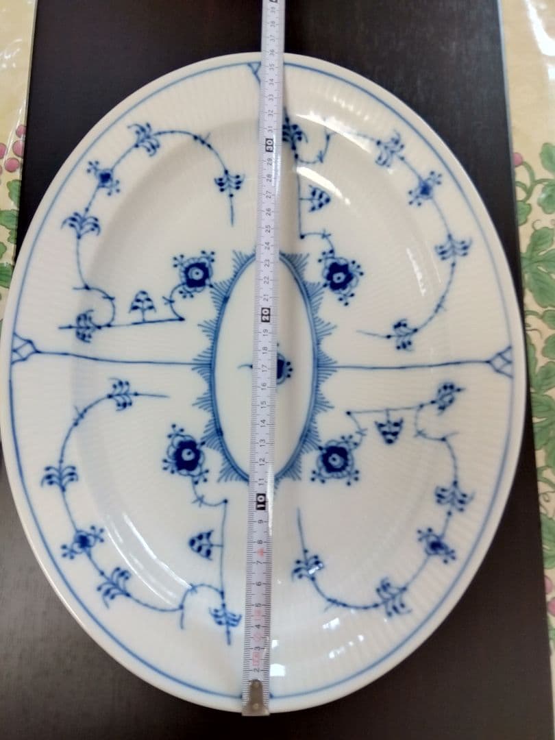 大皿オーバル　ブルーフルーテッドヴィンテージ