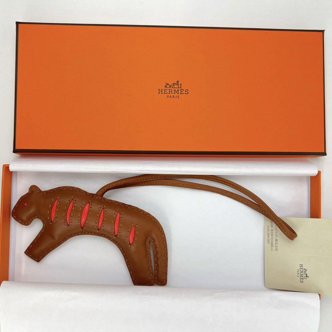 新品未使用 HERMES エルメス ルールーチャーム PM ゴールド