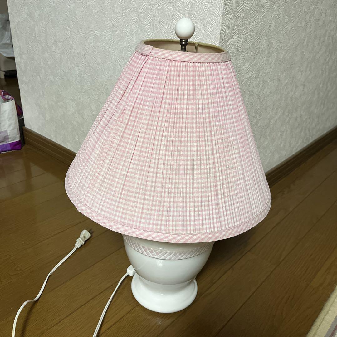 ピンクチェック柄 テーブルランプ 陶器製　昭和　レトロ　レア　年代物照明(ライト)・ランプ