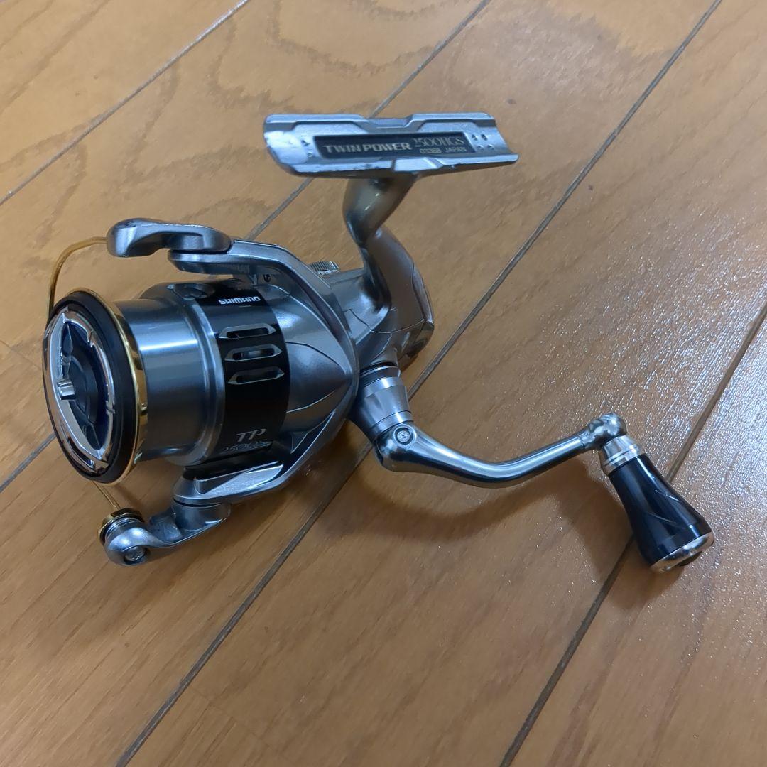 15ツインパワー 2500hgs ジャンク品SHIMANO