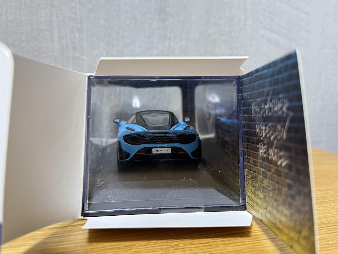 McLaren 765LT ミニカー ブルー 1/43