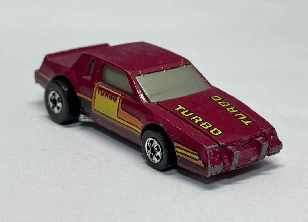 ホットウィール ★1985年★FRONT ENDER ★ BUICK REGAL