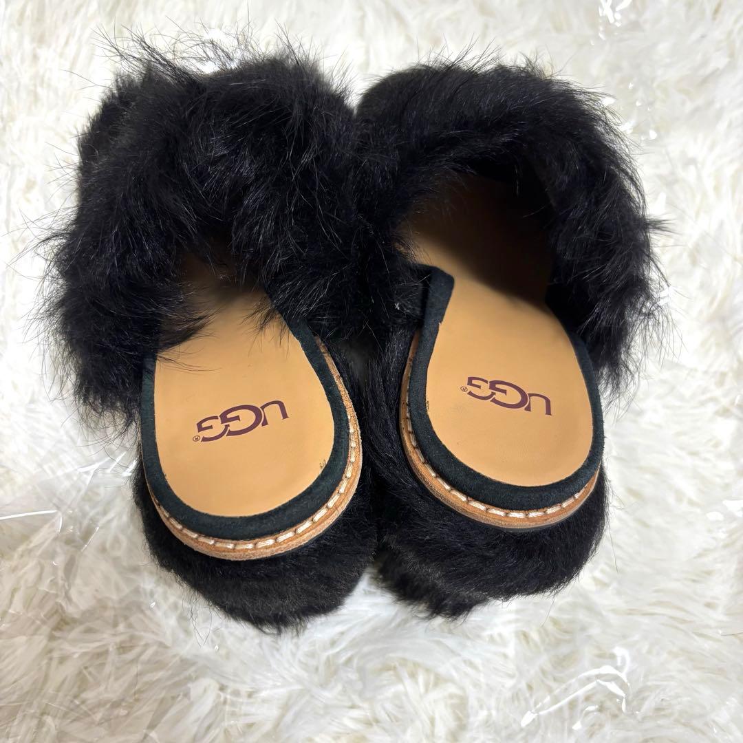 完売希少UGG ROSA FLUFF HEELローザフラッフヒールファーサンダル