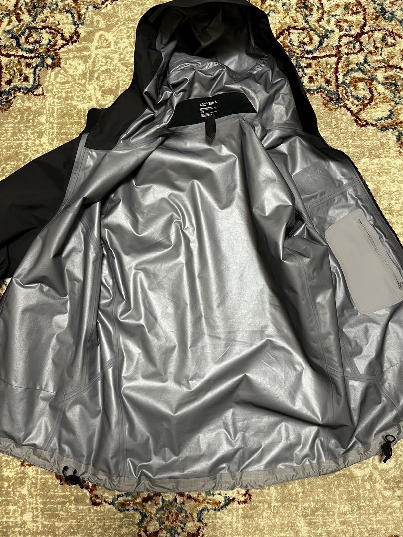 ARC’TERYX BETA JACKET GORE-TEX BLACK