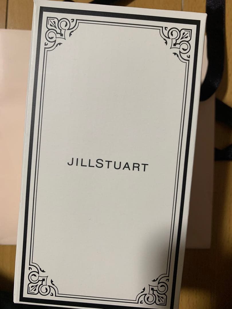 ジルスチュアート　リップスタンド