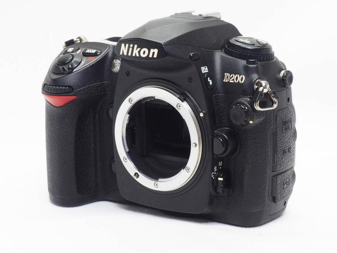Nikon D200
