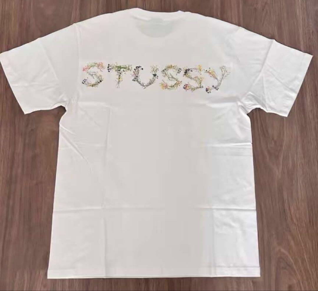新作★大人気★【STUSSY】フラワー クルーネック 半袖 Tシャツ 新作☆大人気☆【STUSSY】フラワー クルーネック 半袖 Tシャツ
