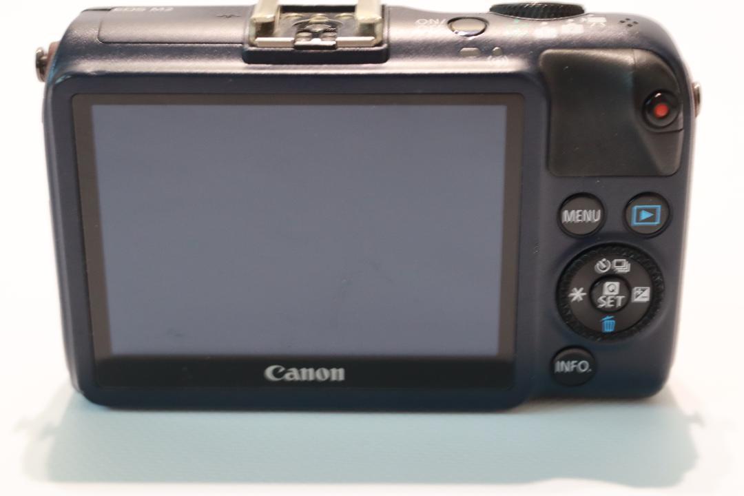Canon EOS ミラーレスカメラ ブルー