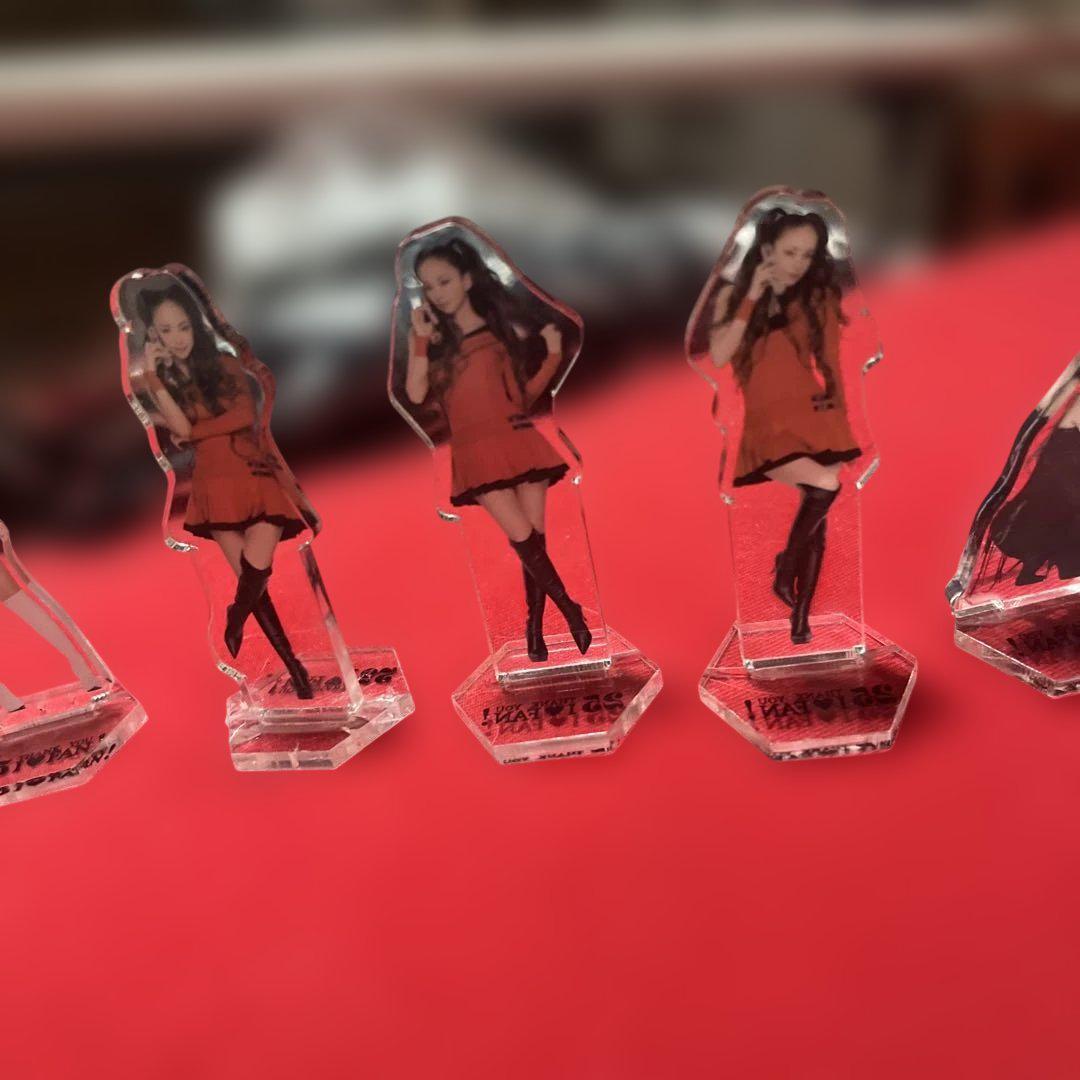 安室奈美恵docomoアクリルスタンド 7体セット【バラ売り可